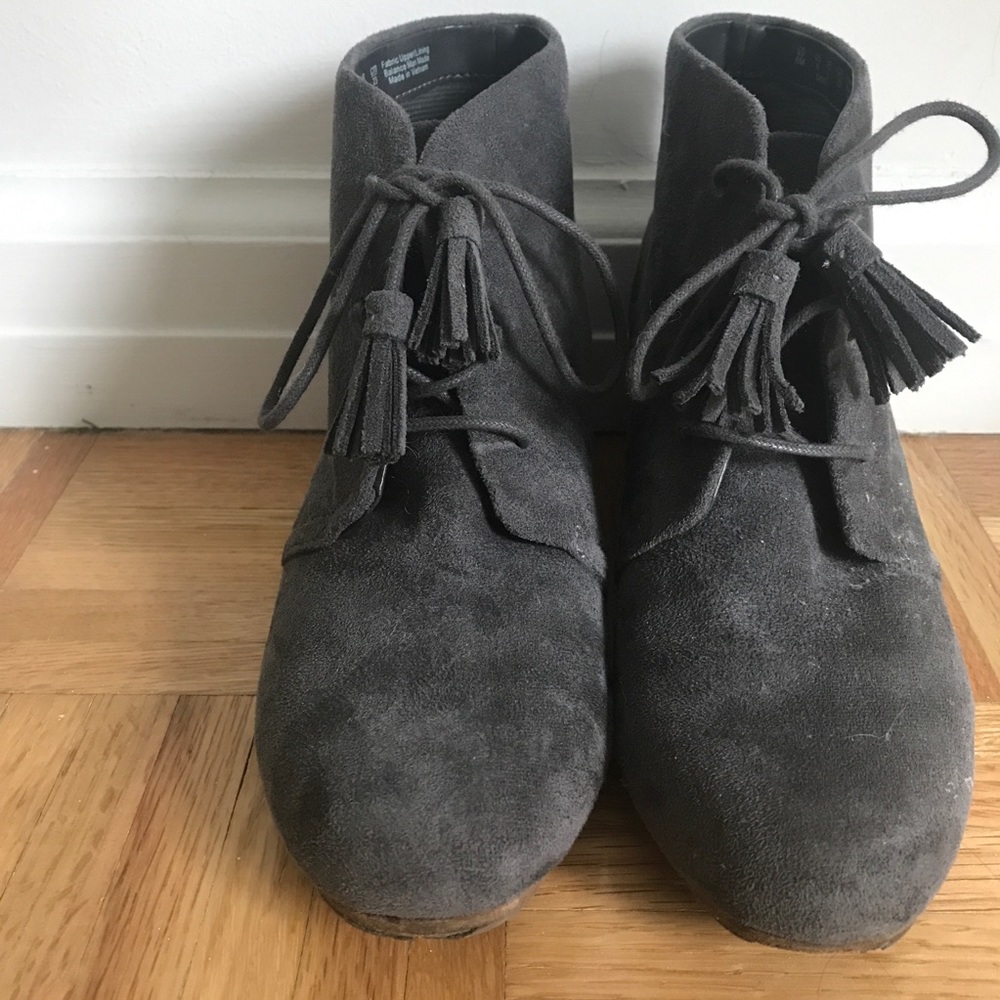 Dr. Scholl's Dakota Wedge Booties sz 6